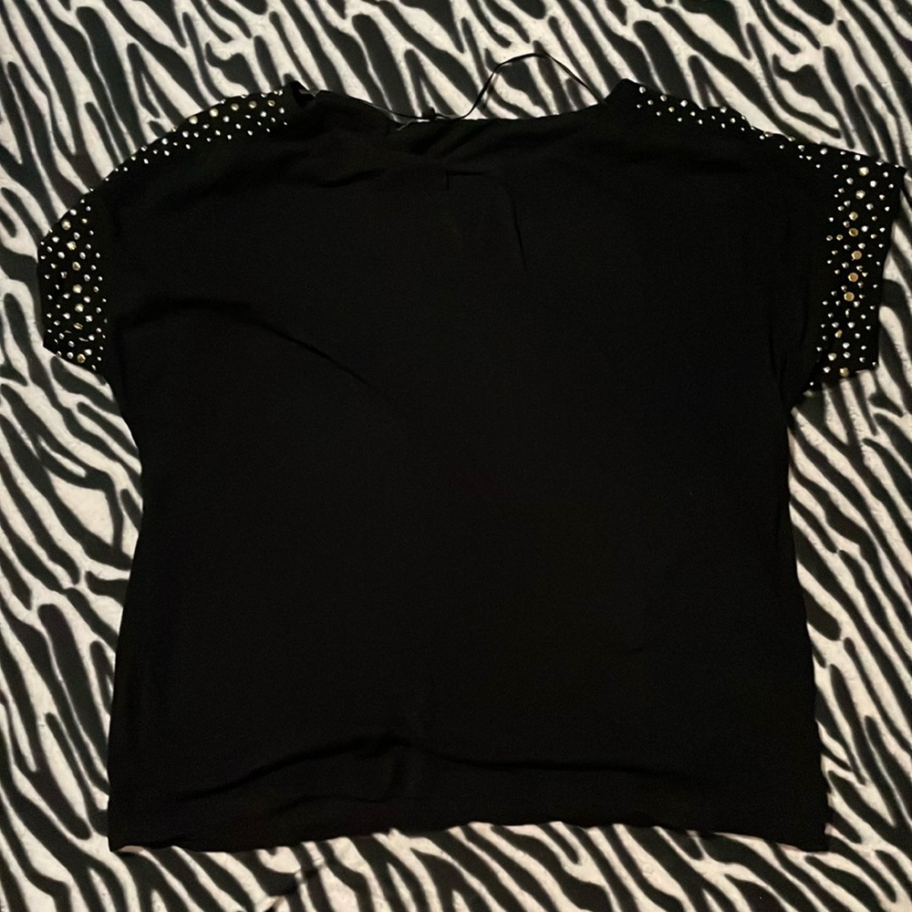 ❣️CLEARANCE ITEM❣️Studded Top